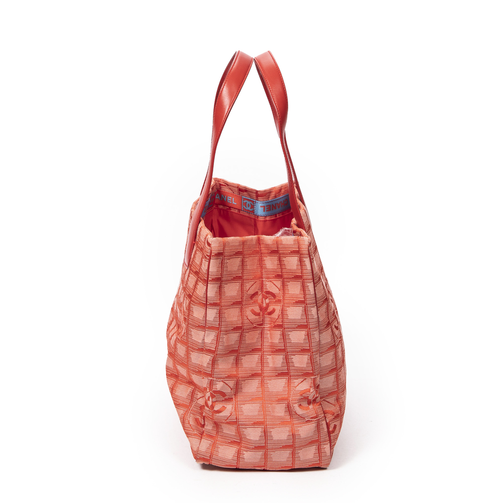 Chanel New Travel Line Medium Shopping Tote - Picture 8 of 9
